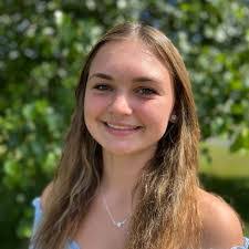 Penelope Henry's Instagram, Twitter & Facebook