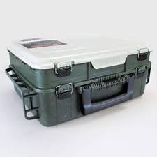 The partitions in the lower part can be reset in many different variations. Meiho Versus Vs 3080 Box Camouflage 48x35 6x18 6cm Camouflage 1stuck