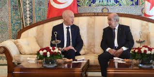 Le commerce transfrontalier souffre de la fermeture des frontières entre la tunisie et l'algérie. Tunisie Les 150 Millions De Dollars De L Algerie Un Signal Fort Pour Pour Les Marches Internationaux Jeune Afrique