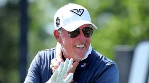 TaylorMade Qi35 Max Fairway Wood Review