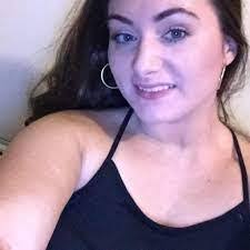 Melissa Skeans's Instagram, Twitter & Facebook