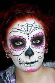 I Think I M Going To Do Something Like This On Halloween Schminken Halloween Sugar Skull Halloween Halloween Schminken Kinder