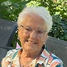 Anne Kemp obituaries: Remembering a Life of Love & Flowers