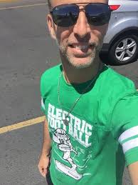 Whatever happened to these t-shirts? They were the bomb.