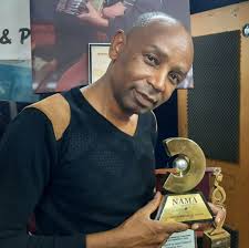 HAND OVER/TAKE OVER: I am back in the land, and now have the gong in my  hands, I am grateful to Albert Nyathi for accepting it