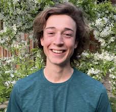 Students voice support for Bon Appétit union