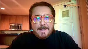 How to avoid becoming a copycat in a competitive market