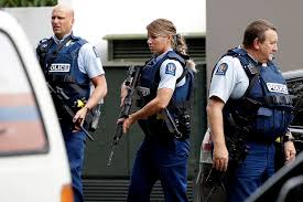 Tiga rakyat malaysia maut manakala dua lagi parah selepas terbabit dalam nahas lori dan kereta di utara kaikoura, new zealand. Tembakan Pengganas Di New Zealand 49 Orang Terbunuh