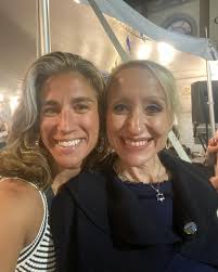 Oh my gosh, I'm having the best weekend in my beloved Somerville community!  Today, soaking up good vibes at the Evolution of Hip Hop Festival (I can't  believe it's already the 10th