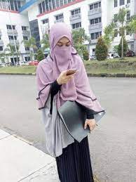 Check spelling or type a new query. Foto Gaya Stylish Wardah Maulina Hijabers Bercadar Populer Di Instagram