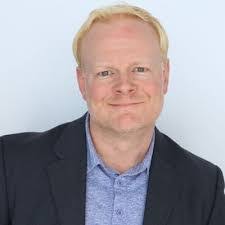 Shannon Griffiths's Instagram, Twitter & Facebook