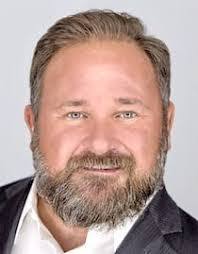 Scott Wiggins's Instagram, Twitter & Facebook