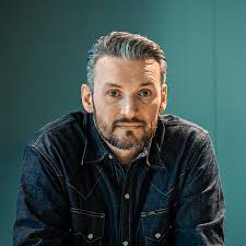 7 Best Sales Training Courses to Boost Your Revenue