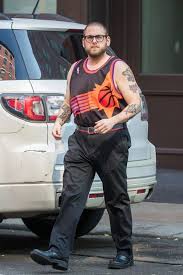 Jonah Hill S Game Ready Fit Is A Beautifully Sleazy Contradiction Jonah Hill Bae Clothes Jonah