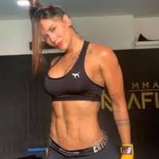 Combination of strangeness and beauty in her mussels are stunning. Sonia Isaza Net Worth Salary Bio Height Weight Age Wiki Zodiac Sign Birthday Fact