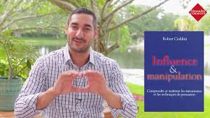Petite fenêtre sur le côté et pan d'ouverture qui se ficel. Influence Et Manipulation Le Livre De Psychologie Qui Va Changer Votre Vie Generale Youtube