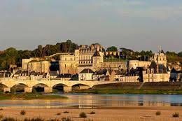 Les 50 Chateaux De La Loire Incontournables Chenonceau Amboise Azay Loire Indre Et Loire