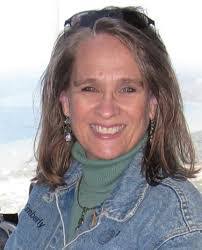 Shari Dwyer's Instagram, Twitter & Facebook