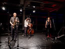 Circle of women, fluid, rhythm of labor, first touch, the beat of birth, monthly listeners. John Butcher Sabina Meyer John Butcher Matthias Bauer Radialsystem V Berlin July 30 2016 Downtownmusic Net Photo Gallery Image 1