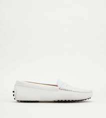 Free shipping & returns available. Woman White Gommino Driving Shoes In Leather Xxw00g000105j142b015 Tods