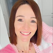 Herzlichen Glückwunsch an Cornelia Brunner und Katrin Maringer zu euren  neuen Traumautos 😍🥳🎉 Letzten Donnerstag durften wir diesen beiden  Powerfrauen jeweils einen nagelneuen BMW X3 übergeben, den sie auf Kosten  von PM-International