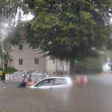 Neue warnung vor gewitter und starkregen für sonntagabend. Unwetter In Nrw Warnung Vor Gewitter Und Starkregen Fur Sonntagabend Nrw