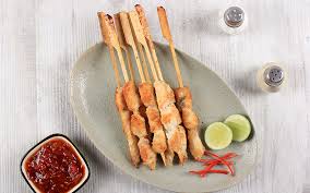 Haluskan bawang merah, bawang putih, ketumbar, kemiri. Ini Cara Membuat Sate Kambing Sedap Tanpa Repot Bukareview