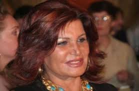 الموسيقار أحمد فؤاد حسن قائد الفرقة الماسية وعازف القانون الشهير ولكنها طلقته بعدما أنجبت منه ابنة. Ù†Ø¬ÙˆÙ‰ ÙØ¤Ø§Ø¯ ØªØ±ØªØ¯ÙŠ Ø§Ù„Ø­Ø¬Ø§Ø¨ ÙˆØªÙˆØ¬ Ù‡ Ø±Ø³Ø§Ù„Ø© Ù„Ù„Ø¬Ù…Ù‡ÙˆØ± Ø¨Ø§Ù„ØµÙˆØ±Ø©