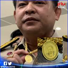 สิระ ยันล็อกเกตหลวงพ่อป้อม ยื่นป.ป.ช.นานแล้ว จ่อเอาสร้อยทอง ยื่นแจ้งบัญชีทรัพย์สิน. Facebook