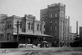 Fresno Brewing Co The Fresno Brewing Company At 100 M Street In 1913 Six Story Brewery At Right Places In California Fresno California California History