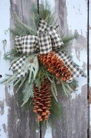 Black And White Checkered Ribbon Wreath Diy Door Swag With Large Pinecones And Black And White Check Gingham Buffalo Plaid Ribbon Such A Sweet Christmas Swags Christmas Wreaths Christmas Decorations