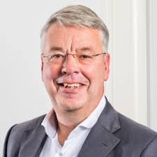 I'm happy to share that this week I started a new position as Regional  People Partner at ASM!