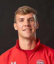 Brett Reynolds's Instagram, Twitter & Facebook