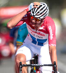 De nederlander wist in extremis alle concurrenten af te troeven en bleef simon clarke en jakob fuglsang voor. Canada S Cycling Mag On Twitter Mathieu Van Der Poel Takes Stunning Victory At Amstel Gold Race Amstelgoldrace Amstelgoldrace2019 Https T Co 9by9uin73w Https T Co Lw3bkg43xo