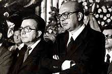 Il primo responsabile, per longevità politica, dello sfascio dei conti pubblici che ancora paghiamo salato. Giulio Andreotti Wikipedia
