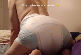 Baby Boy Loads Diaper With Poopy - ThisVid.com