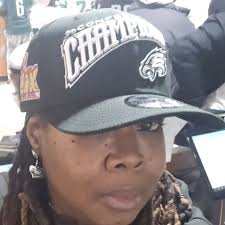 At the end of the day that man was wrong and her calling him out his name  is warranted for using her property without her permission. If they damage  it then what?