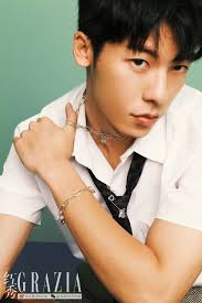 攝影：鍾靈@Zhonglin_ 整體形象：Katherine Cao 造型執行:Emma.Y 文字統籌：RenaC  采写：细补化妆：美少女工作室prettycool