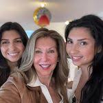 Lori Natale's Instagram, Twitter & Facebook