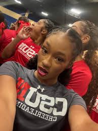 At peace ☮️ • • • #love #blackgirlmagic #blackgirlsrock #myhairmycrown  #curlyhair #sisters #tearoses #loveher #friends