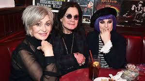 She explained to me that she wanted to do this transformation long time ago but every time she attempts it ends up with a disaster. Sharon Osbourne S New Hair See Gorgeous Do At Ozzy S Album Party Hollywood Life
