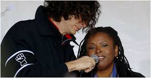 Luxurious Mansion Owned By Robin Quivers