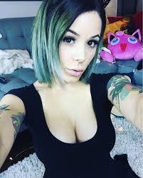 Ella Dyson's Instagram, Twitter & Facebook