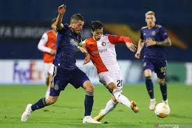 1 daley blind (dc) ajax 7.1. Imbang Lawan Heracles Feyenoord Gagal Pangkas Poin Dari Ajax Antara News