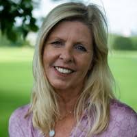 200+ "Hillary ?" profiles