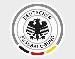 De oude schoolplaten die gebruikt kunnen in 1933 komt in duitsland een man aan de macht. 8 Ideeen Over Vrouwenvoetbal Duitsland Vrouwenvoetbal Duitsland Cricket