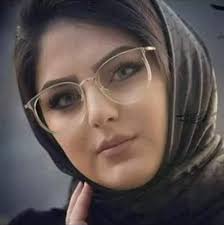 أحب اسم سارة حبًا لا مثيل له، فكل سارة في الدنيا جنة تسير على الأرض."