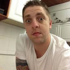 robert linger (@robbiedon)