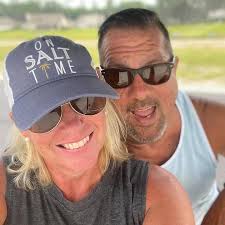 Capo Pazzo Pizzeria best quality, authentic New York style pizza in Florida 