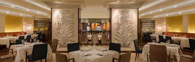Wine And Dine Holiday Inn Singapore Orchard City Centre